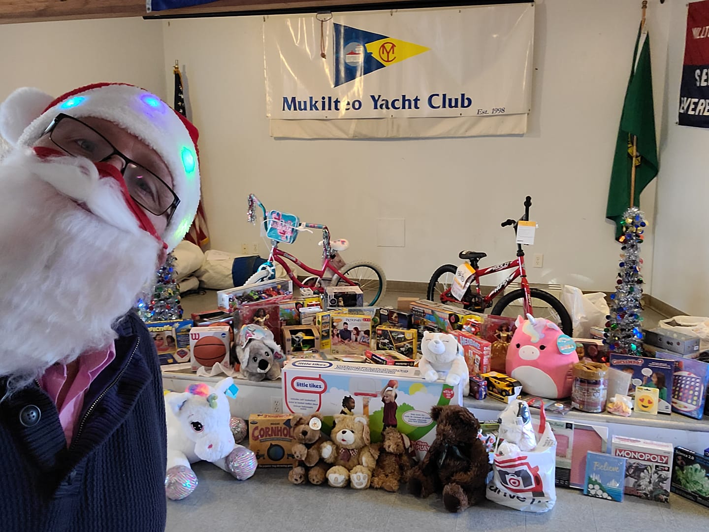 MYC Toys for Tots 20181208 184436 best Sm cropped